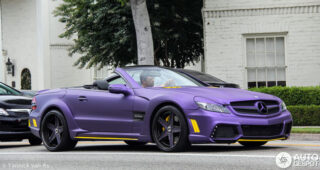 แอบถ่ายภาพ Mercedes-Benz SL 63 AMG ตกแต่งแนว "Los Angeles Lakers Edition"