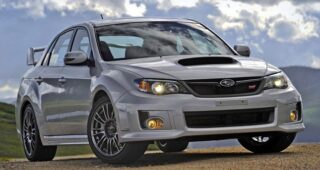 2014 Subaru WRX และ STI ผลิตต่อในราคาย่อมเยา