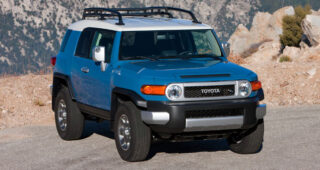 Toyota เผยรถแบบ FJ Cruiser รุ่นปี 2014 เป็นเวอร์ชั่นสุดท้าย