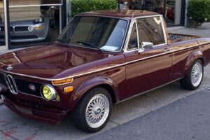 รถกระบะแบบ "1971 BMW 1602" ดั้งเดิมถูกขายที่ราคาเริ่มต้น $14,700