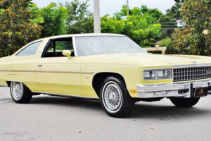รถแบบ 1976 Chevrolet Caprice Coupe วิ่งแค่ 4 ไมล์ถูกประมูลลง eBay