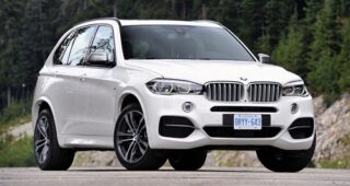 BMW นำเสนอรถแบบพลังงานดีเซลรุ่นใหม่อย่าง "X5 M50d" สุดทรงพลัง