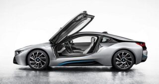 หลุดภาพลับ "BMW i8" ว่อนเนตก่อนเปิดตัวอย่างเป็นทางการ