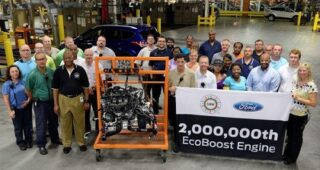 FORD ฉลองการผลิตเครื่องยนต์ประยัดน้ำมัน ‘EcoBoost’ ครบ 2 ล้านเครื่อง