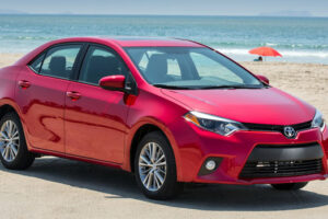 2014 Toyota Altis เริ่มต้นขายในสหรัฐอเมริกาที่ราคา $16,800