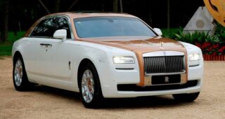 Rolls-Royce ดัดแปลงรถรุ่นพิเศษ "Ghost Chengdu Golden Sunbird" สีทองอร่าม