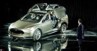 Tesla Motors ยืนยันรถแบบไร้คนขับสุดไฮเทคเตรียมเปิดตัวภายในปี 2016 นี้