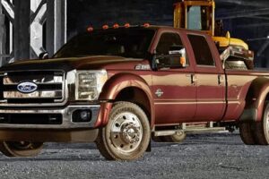 Ford เปิดตัวรถแบบ "2015 F-Series" รุ่นใหม่ล่าสุด