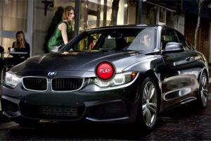 BMW โชว์โฆษณา "BMW Series-4" ถึงเหตุผลที่ชายหนุ่มเลือกซื้อรถเพราะสาว "หลง"