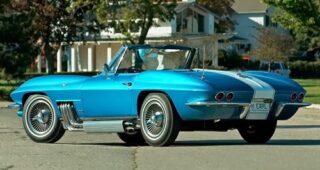 เปิดประมูลรถ 1963 Corvette Sting Ray เปิดประทุนของนักออกแบบอย่าง "Harley Earl"