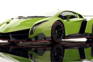 บริษัทของเล่นอิตาลีชื่อดังทำ "Lamborghini Veneno" แบบจำลองขายบน eBay