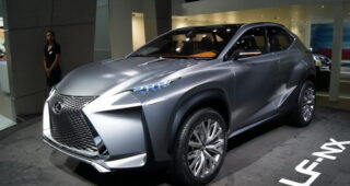 Lexus เปิดตัวรถสุดแรง "LF-NX" แบบเทอร์โบในงาน Tokyo Motor Show