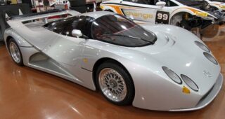 พบรถแบบ "Lotec Mercedes-Benz C1000" ถูกประมูลขายผ่าน eBay