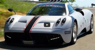 MotorTrend ตรวจสภาพความพร้อมล่าสุดของรถอย่าง 2014 Pagani Huayra