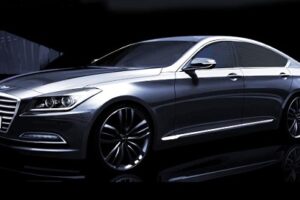 Hyundai ตัดสินใจเปิดตัวภาพครั้งแรกของรถอย่าง 2015 Genesis Sedan ก่อนโชว์ตัวจริงปลายปีนี้
