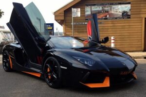 "Lamborghini Aventador LP 700-4" ธีมเทศกาล Halloween