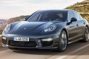 2014 Porsche Panamera เปิดตัวโฉมใหม่เครื่องยนต์แรงกว่าเดิมอย่าง