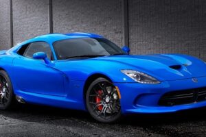 SRT Division เปิดให้โหวตชื่อรถแบบ "Viper Blue" คันใหม่ล่าสุด