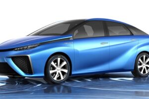 Toyota เตรียมเปิดตัว "FCV Concept" พลังงานไฮโดรเจนก่อนผลิตจริงภายในปี 2015