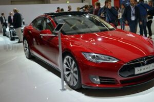 เร็วจัด! Tesla พร้อมทดสอบรถพลังงานไฟฟ้า "Model S" ในประเทศเยอรมันแล้ว