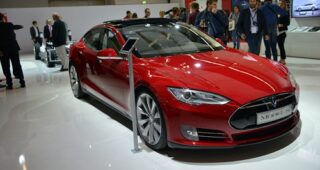เร็วจัด! Tesla พร้อมทดสอบรถพลังงานไฟฟ้า "Model S" ในประเทศเยอรมันแล้ว