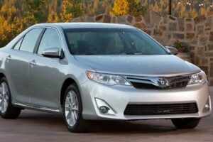 Toyota เผยรถอย่าง "Camry, Prius V และ RAV4" สูญเสียความน่าเชื่อถือหลังทดสอบห่วย