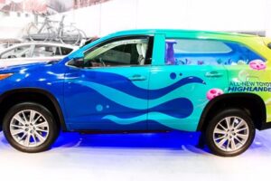 Toyota เปิดตัวรถแทงค์ "Highlander Spongebob" โดยทีมงาน Animal Planet