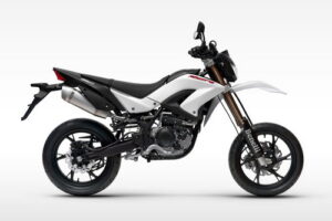 BENELLI Motard 250