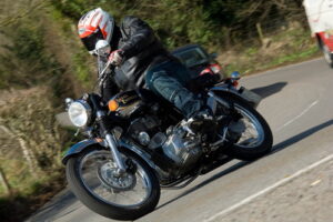 ROYAL ENFIELD Bullet Electra EFI หล่อแบบมาดเข้ม