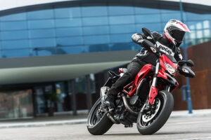 DUCATI Hyperstrada รถวิบากขาโหดจากอิตาลี