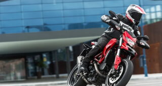 DUCATI Hyperstrada รถวิบากขาโหดจากอิตาลี
