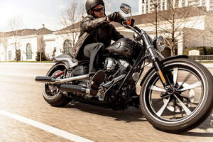 2014 HARLEY-DAVIDSON FXSB BREAKOUT หล่อแบบ AMERICA MUSCLE