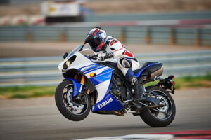 2014 YAMAHA YZF R1 สปอร์ตเบอร์หนึ่งของค่าย