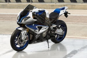 BMW HP4 สุดยอดเทคโนโลยีของ BMW