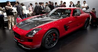 Mercedes-Benz SLS AMG พร้อมเปิดตัวโฉมสุดท้ายแค่ 350 คันเท่านั้น