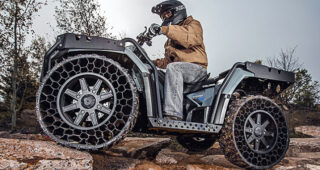 Polaris นำเสนอรถวิบากรุ่นใหม่พร้อมรูปทรงล้อแปลกประหลาด