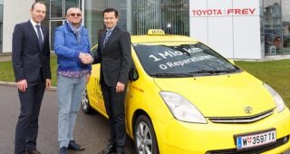 บริษัท Taxi ชื่อดังของออสเตรียแถลงความสำเร็จยอดระยะทางของ "Prius Hybrid" ครบ 1 ล้านกิโลเมตรแล้ว