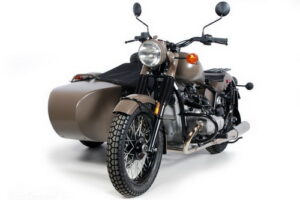URAL M70 Retro Red Boxer มอเตอร์ไซค์ของทหารรัสเซีย
