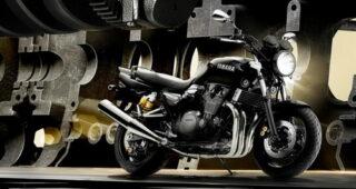 YAMAHA XJR 1300 ตัวเก๋าสไตล์เรโทร