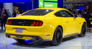 Ford เปิดตัวรถในงานที่ Detroit ได้แก่ "2015 F-150 และ Mustang" รุ่นใหม่ล่าสุด