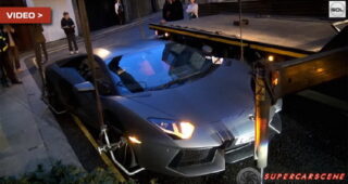 สปอร์ต Lamborghini Aventador สุดหรูจอดผิดที่โดนเจ้าหน้าที่ยกรถเกือบเสียหาย