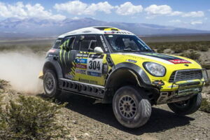MINI แห่ครองตำแหน่งการแข่งขันรถยนต์ "2014 Dakar Rally" หลังเวลารวมทุกช่วง