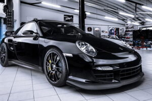 Porsche 911 GT2 ถูกดัดแปลงพร้อมชุดแต่งแบบ "GT2 RS"