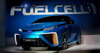 Toyota เปิดตัวรถเชื้อเพลิงไฮโดรเจน