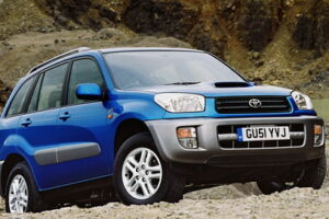 Toyota แถลงการณ์รายละเอียดหลังเจ้า "RAV4" ใกล้ครบรอบ 20 ปี
