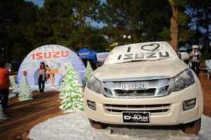 ISUZU มอบความสุขผ่านเพลงรักในสายลมหนาวกับ “OVERCOAT MUSIC FESTIVAL 2013” ปีที่ 4