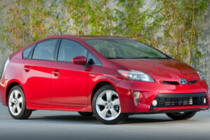 Toyota ประกาศเรียกคืนรถ "Prius Hybrid" กว่า 1.9 ล้านคันจากปัญหาด้านโปรแกรม