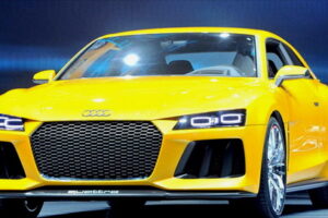 Audi เปิดตัวสปอร์ต ''Sport Quattro" ก่อนจำหน่าย TT และ R8