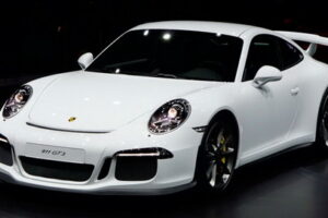 Porsche พร้อมเปิดตัว "GT3 RS" ในโฉมแบบเกียร์กระปุกแล้วทั่วโลก