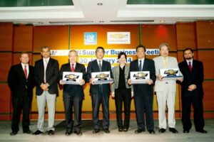 GM มอบรางวัลยกย่องบริษัทผู้ผลิตชิ้นส่วน ที่มีนวัตกรรม คุณภาพ และการออกแบบยอดเยี่ยม